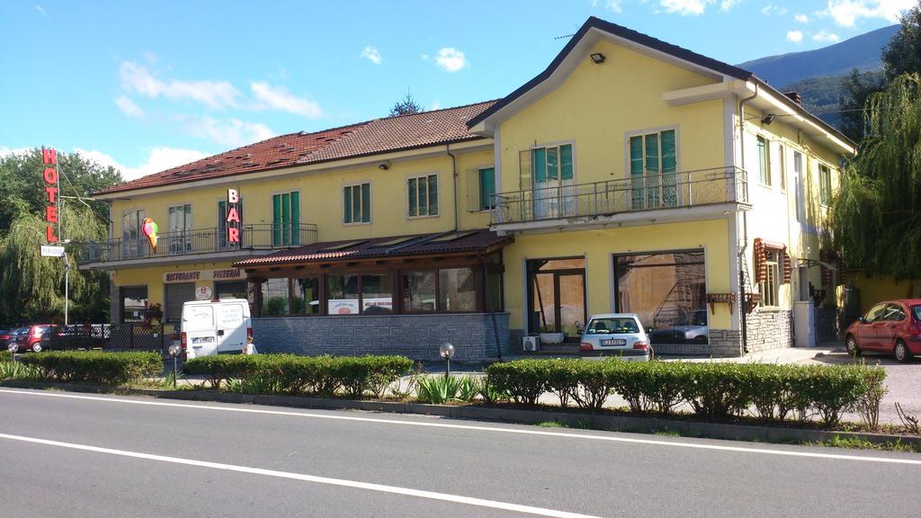 Hotel Paradise Bruzolo Exterior photo